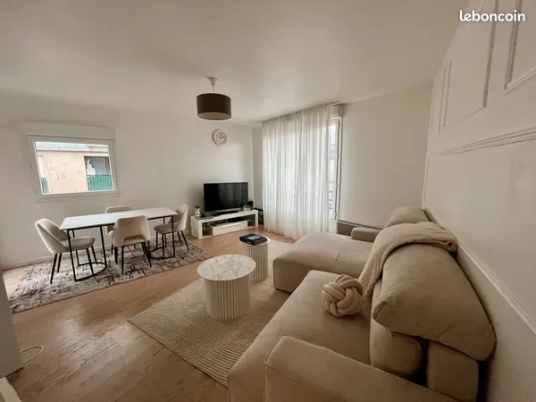 Appartement 3 pièces avec terrasse et vue Seine 