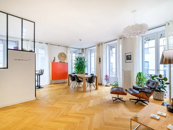 Bel appartement d'angle rénové - 5 chambres 3 Sdb 