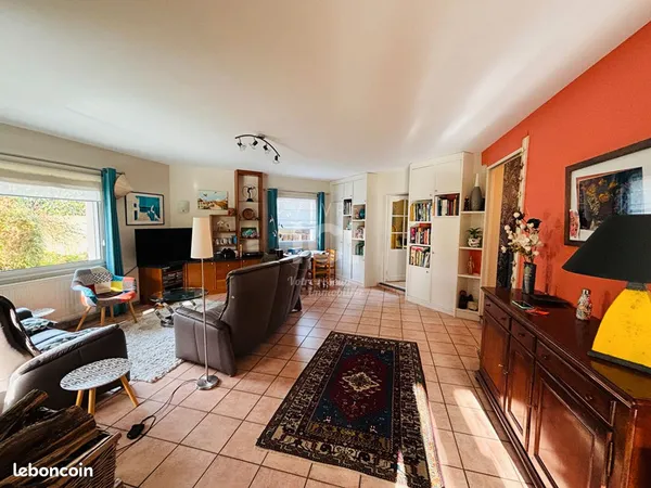 Maison 7 pièces 141 m² 