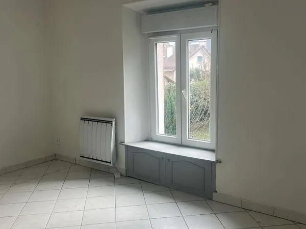 Studio 1 pièce 28 m² 