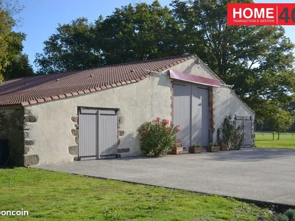 Local commercial 210 m² 