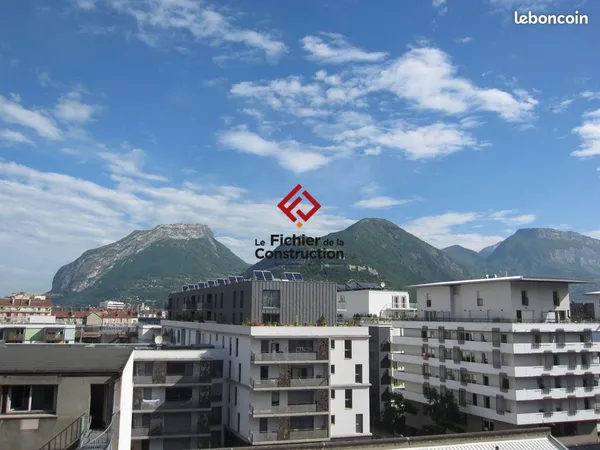 Studio 1 pièce 23 m² 
