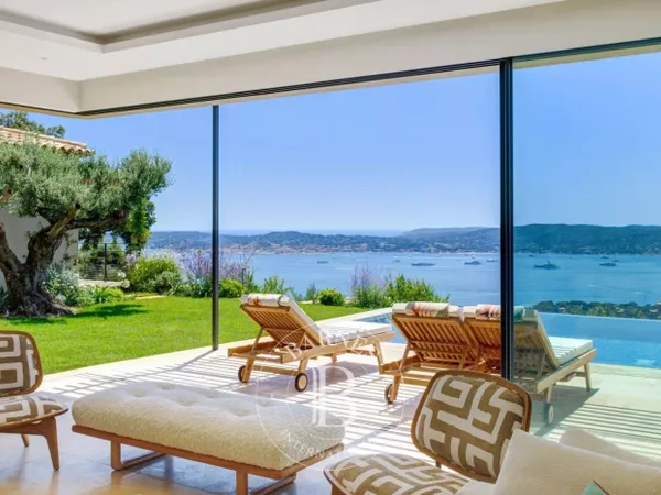 LOCATION SAISONNIÈRE - GRIMAUD - VILLA D'EXCEPTION - VUE MER PA 