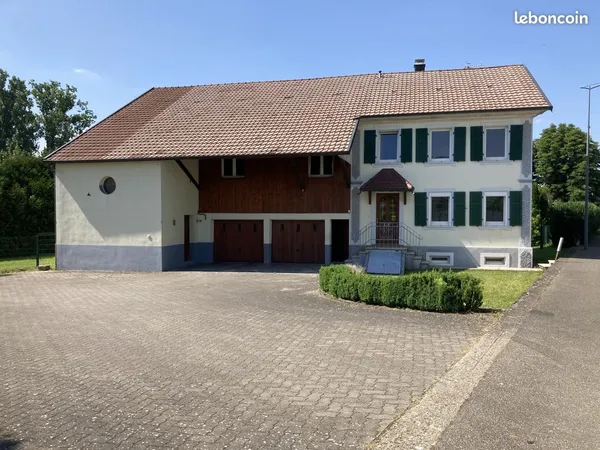 Propriété 12 pièces 298 m² 