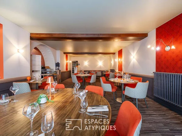 Boutique 16 pièces 550 m² 