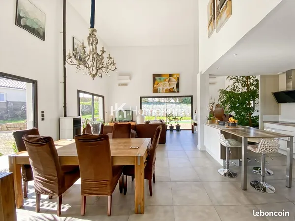 Villa 5 pièces 190 m² 