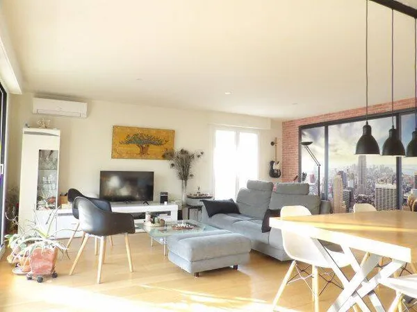 Appartement 4 pièces 103 m² 