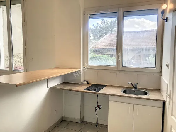 Studio 1 pièce 23 m² 