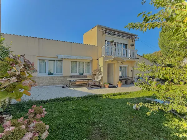 Maison 5 pièces 180 m² 