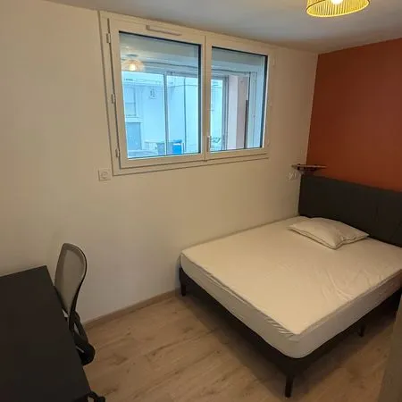 Très lumineux - Chambre meublée en colocation - Minimes - Métro à 4min - Appartement refait à 
