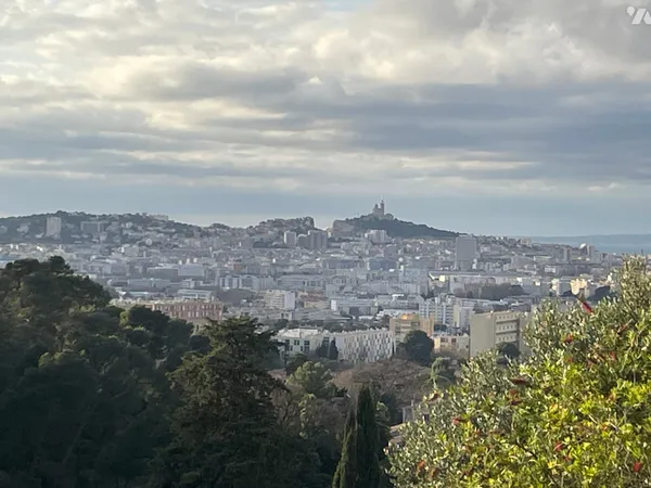Maison 8 pièces 239 m² 