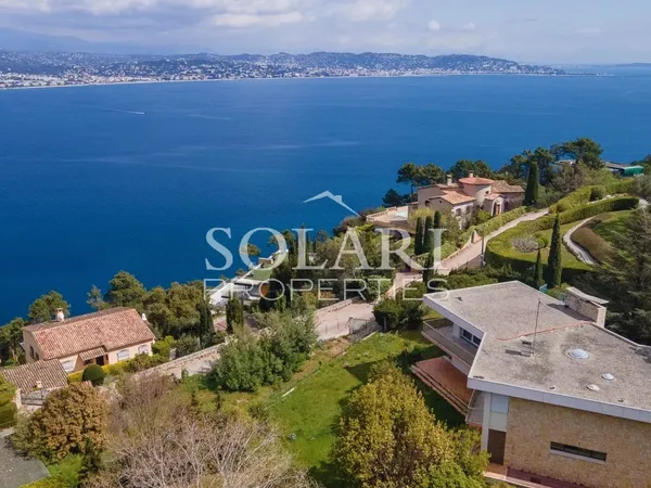 Villa contemporaine à vendre à Théoule sur mer 