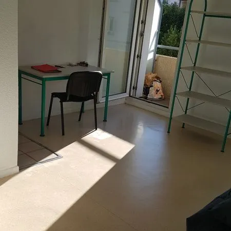 Studio meublé avec balcon et parking COMPANS CAFFARELLI 