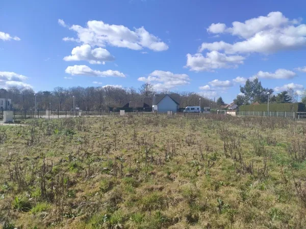 Terrain 561 m² 