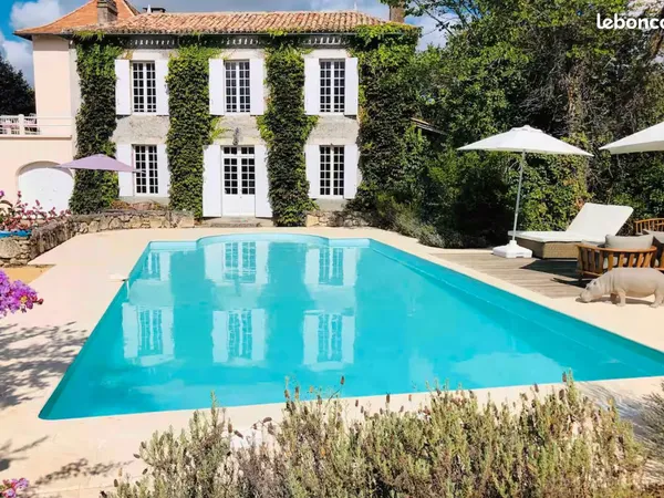 Maison 7 pièces 223 m² 