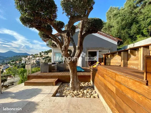 Villa 5 pièces 145 m² 