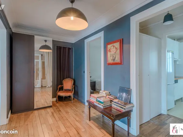 Appartement 3 pièces 75 m² 
