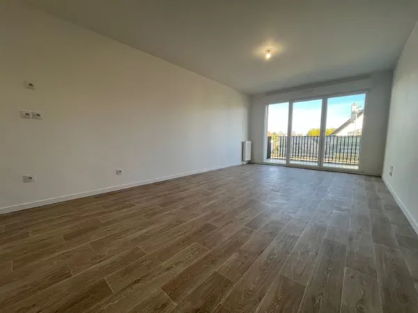 Appartement à vendre 3 pièces CORMELLES LE ROYAL (14) 
