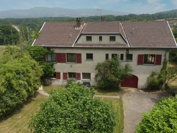 Maison 7 pièces 203 m² 