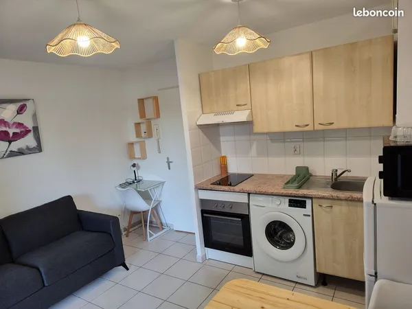 A louer appartement / studio meublé de 20 m² 