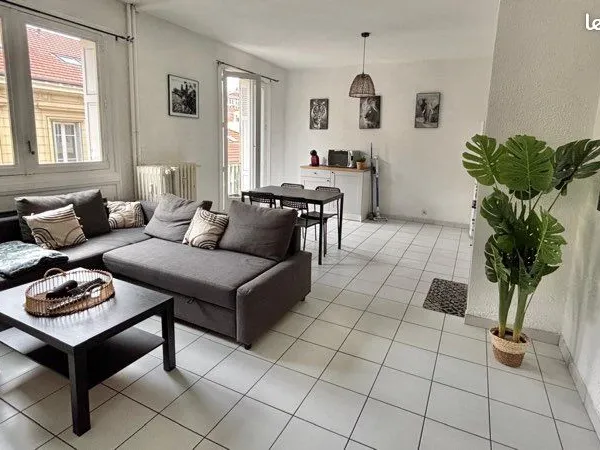 A louer - T2 spacieux avec Balcon - Rue Balay 