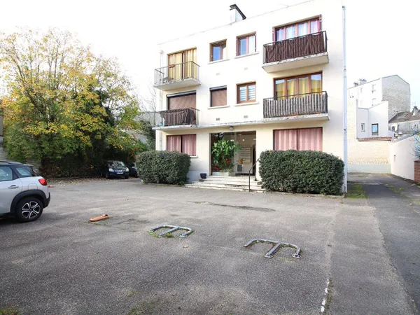 Studio 1 pièce 20 m² 