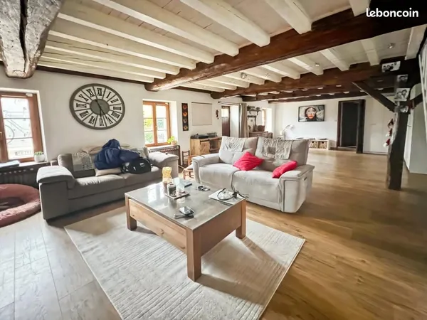 Maison 6 pièces 198 m² 