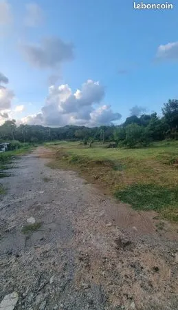 Terrain 656 m² 