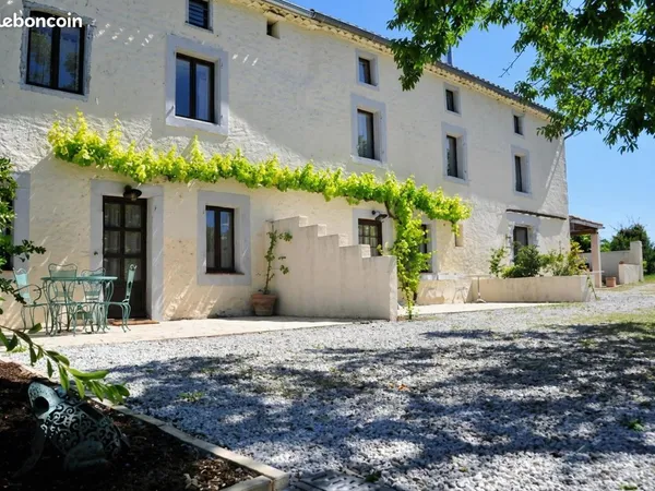 Propriété 20 pièces 575 m² 