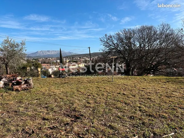 Terrain 900 m² GARDANNE 