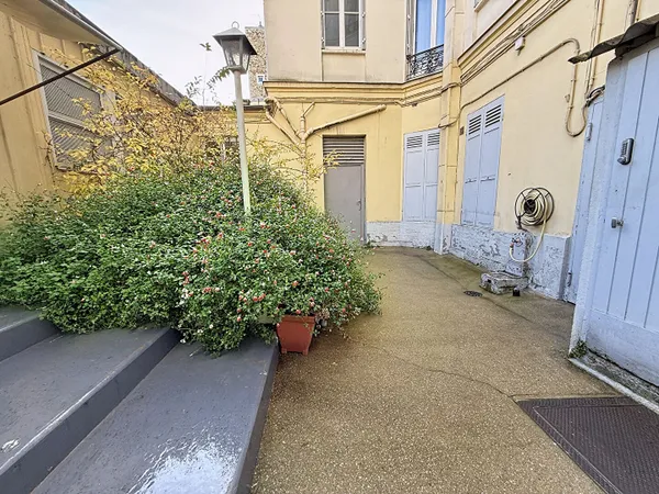 Appartement 1 pièce 11 m² 