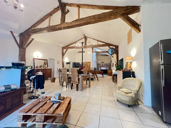Maison 4 pièces 200 m² 