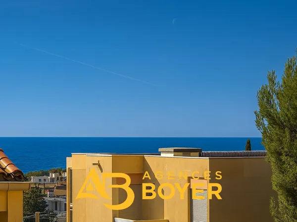 Bandol studio 22 m2 avec parking proche commerces idéal pied 