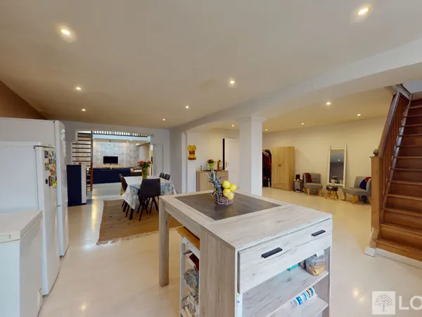 Maison 7 pièces 145 m² 