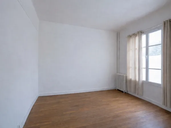 Loue Studio à Colombes - 25m² 