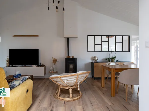 Maison de plain-pied 5 pièces 112 m2 4 chambres Jardin 