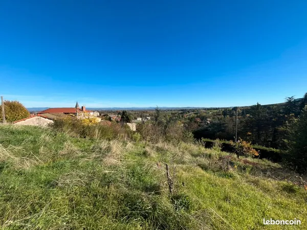 Terrain 1189 m² RENAISON 