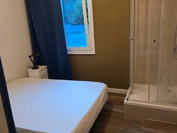 Chambre avec douche privée - 100 m IUT Évreux - Tout compris 