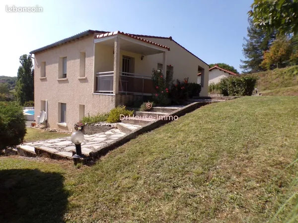 Villa 6 pièces 102 m² 