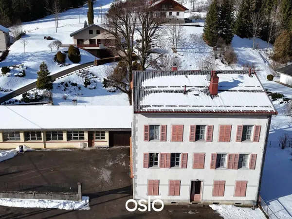 Maison de plain-pied 8 pièces 169 m² 