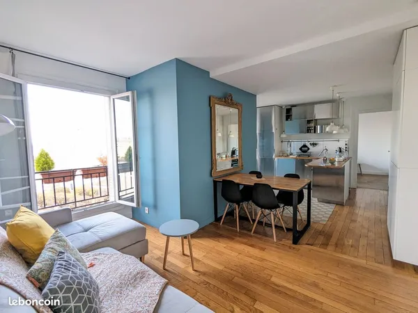 Issy-les-Moulineaux - 43 m² rénové avec belle vue au dernier étage 