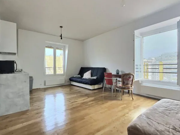 Studio 2 pièces 23 m² 