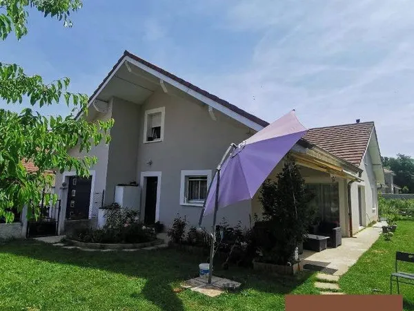 Maison de plain-pied 6 pièces 149 m² 