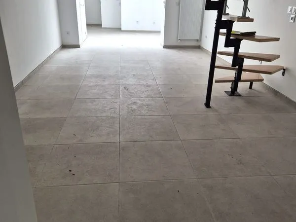 Maison 102m², 4 chambres, extérieur et dépendance 