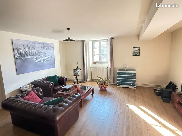 Appartement 3 pièces 112 m² 