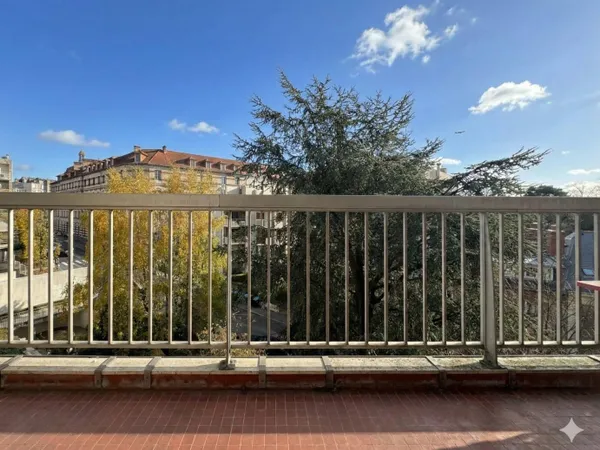 Appartement 3 pièces 83 m² 