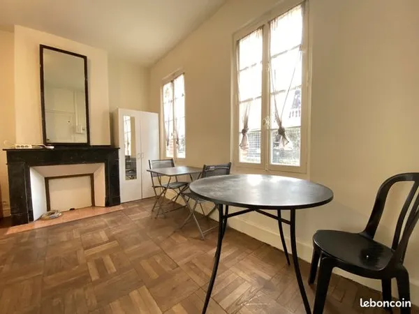 Appartement 1 pièce 15 m² 