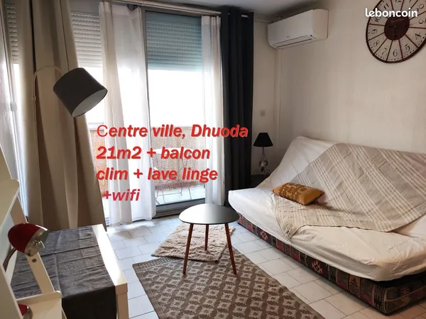 STUDIO meublé Centre Dhuoda avec balcon + clim + lave linge + wifi 