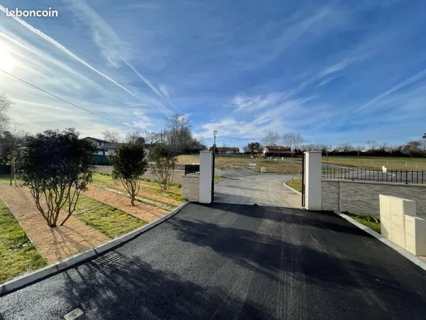 Terrain 526 m² Saubrigues 