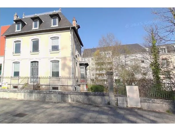 Bureaux 250 m² 